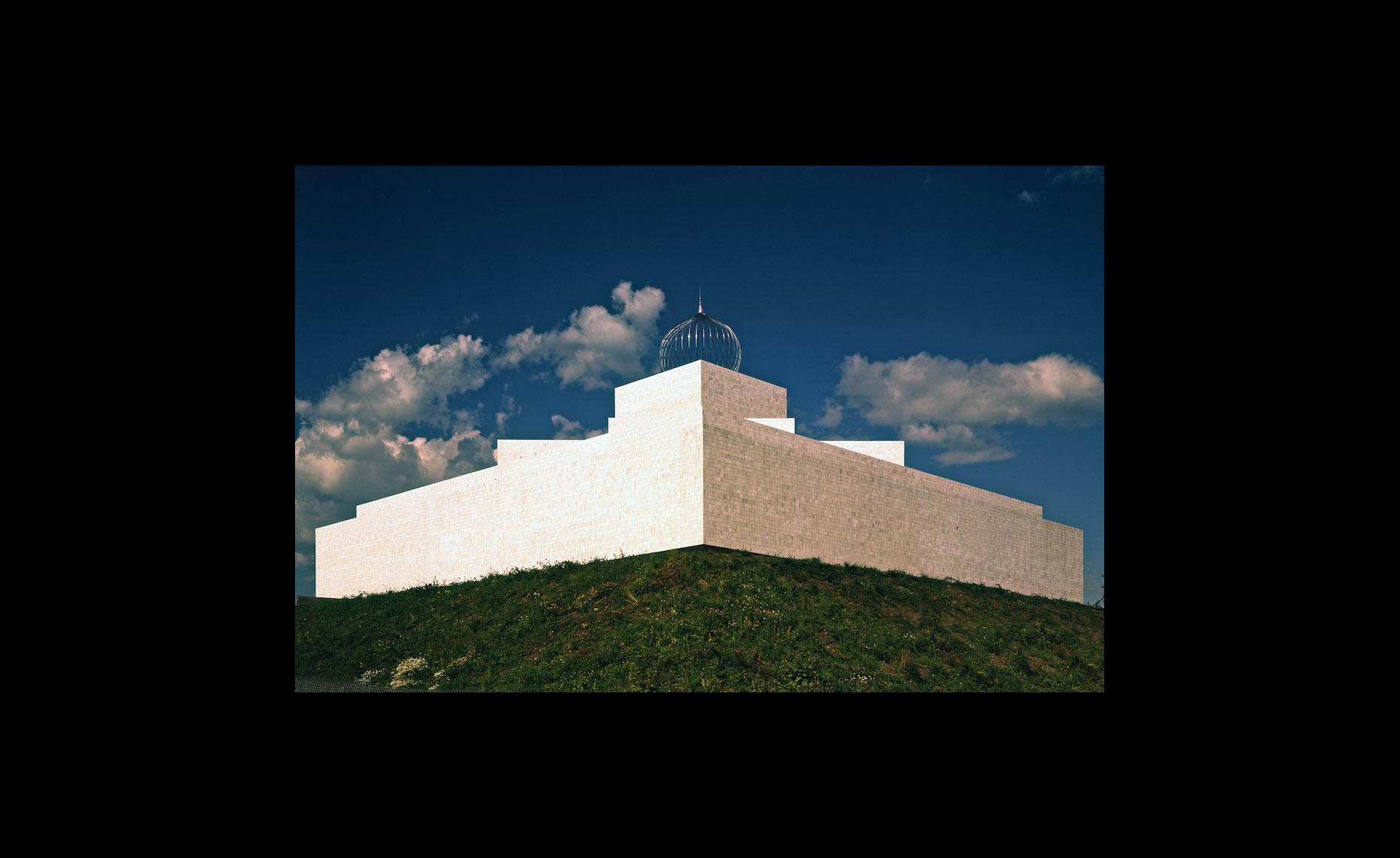 web-sikhTempleScottColour